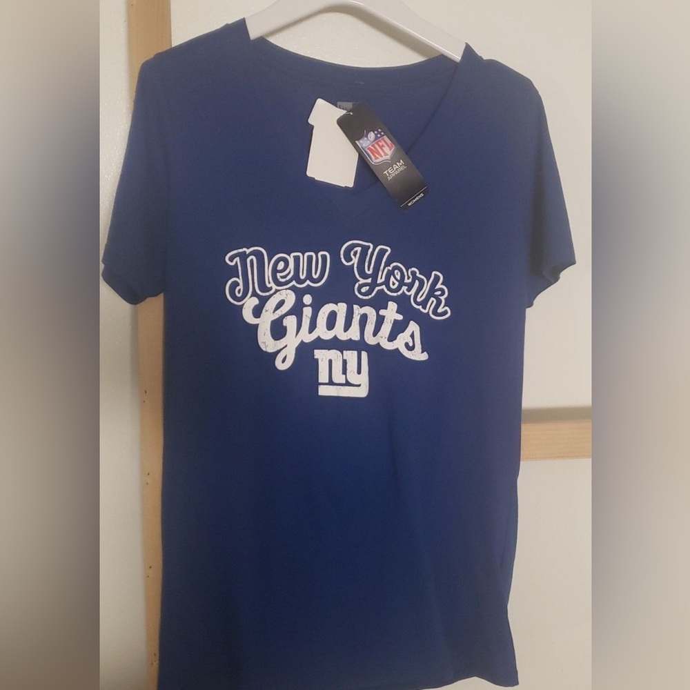 Giants New York Giants NY Woman NWT size large shortsleeves